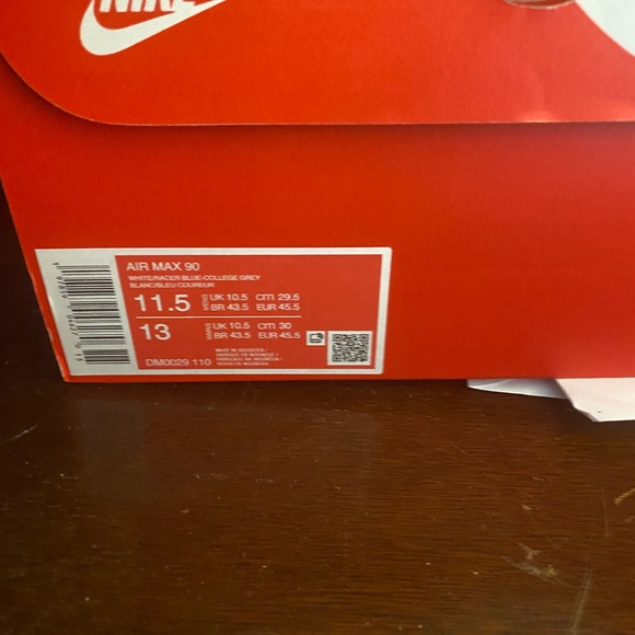 Nike Air Max 90 Brand New In Box Never Tried On - Picture 5 of 10